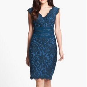TADASHI SHOJI Nordstrom Teal Blue Lace Embroidered V-Neck Bodycon Dress 0P
